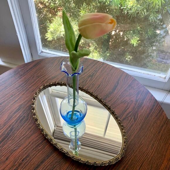 Vintage Light Blue Glass Bud Vase with Scalloped Edge – Delicate & Elegant - Picture 5 of 10